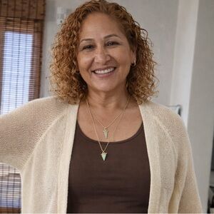 Double strand necklace, gold chain